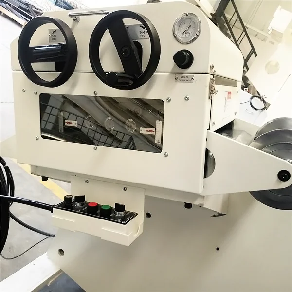 GL - N1 GL Decoiler Straightener Machine For Coil Feeding Line