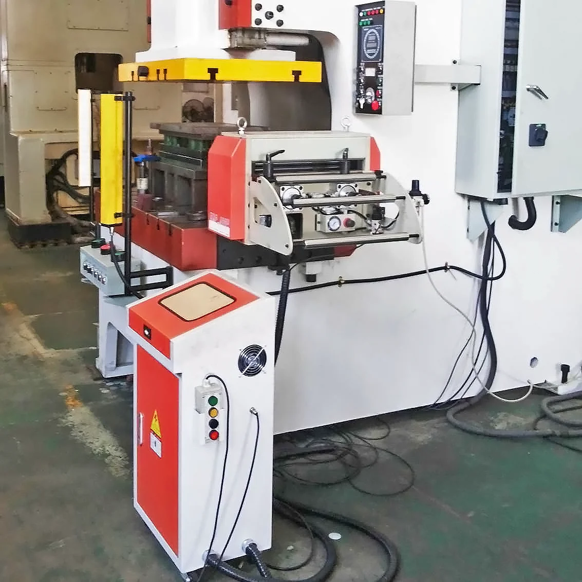 RNC Servo Feeder Machine For Metal Strip
