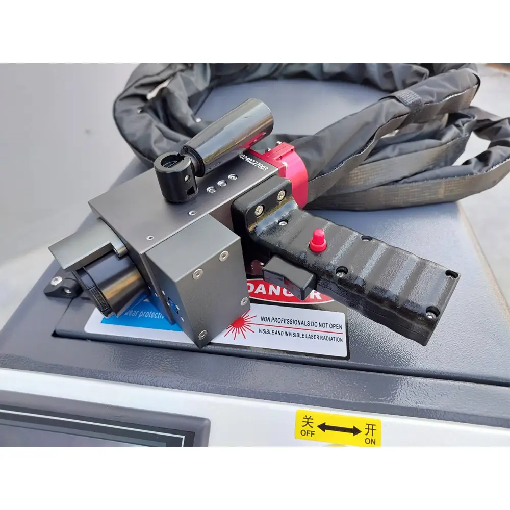 เครื่องเลเซอร์คลีนนิ่ง-01