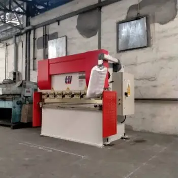 เครื่องพับโลหะ 67K-40T-1600